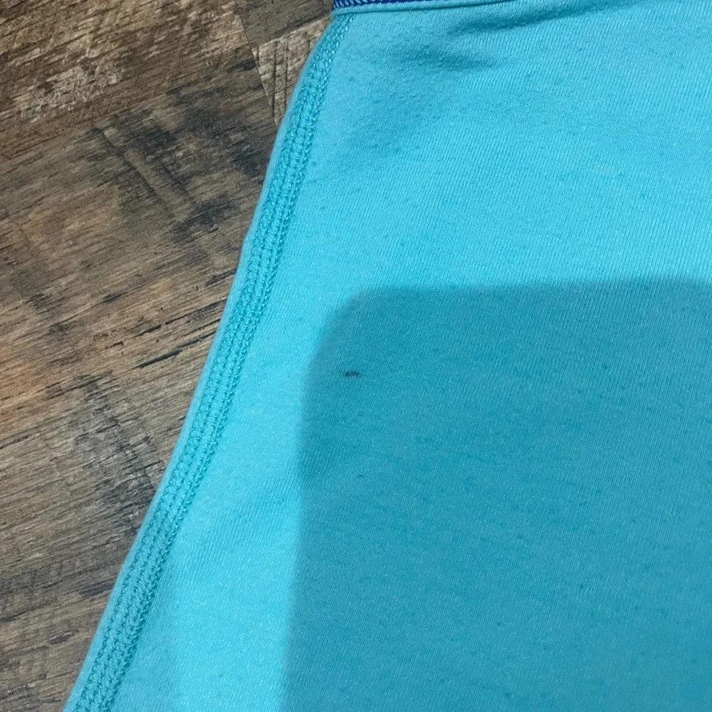 2 Lululemon reversible tank tops! - Picture 6 of 7
